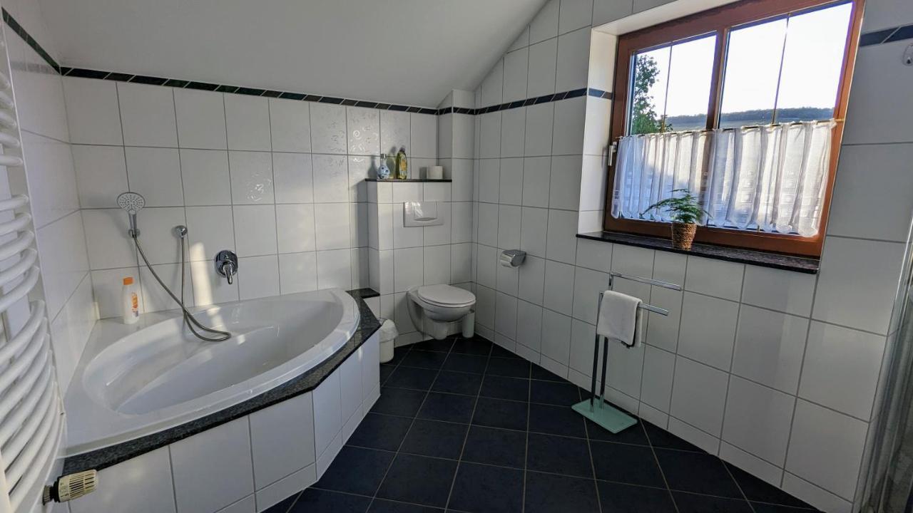 Апартаменти Haus An Der Mosel Бернкастель-Кюс Екстер'єр фото
